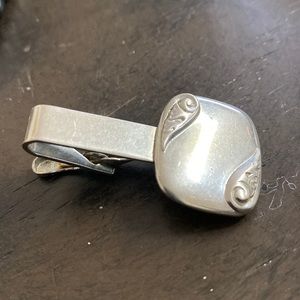 Vintage Silver Tone Tie Clasp